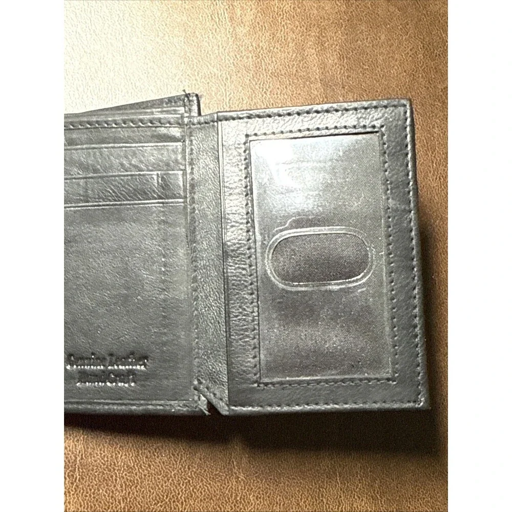 Paul & Taylor Men's Genuine Leather Trifold Wallet w/ Foldouts - Soft Supple EUC